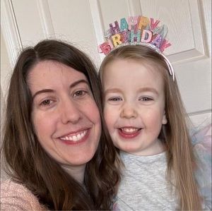 Meet your Posher, Rebecca